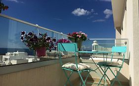 Teti Holiday Home